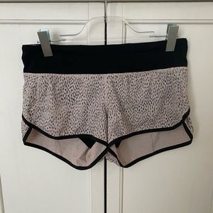 Lululemon Speed Up Shorts 2.5”